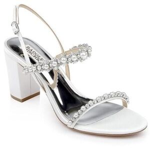 Badgley Mischka Natasha White Block Heels with Pearl Trim NWT
